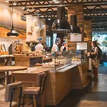 Praktik Bakery Hotel 3*
