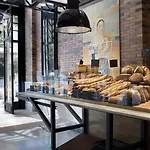 Hotel Praktik Bakery 3*