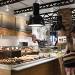 Praktik Bakery Hotel