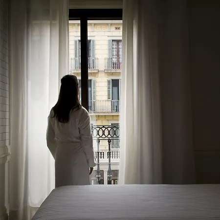 プラクティーク ベーカリー