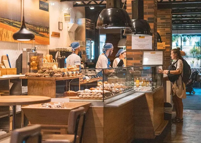 Praktik Bakery Hotel 3*